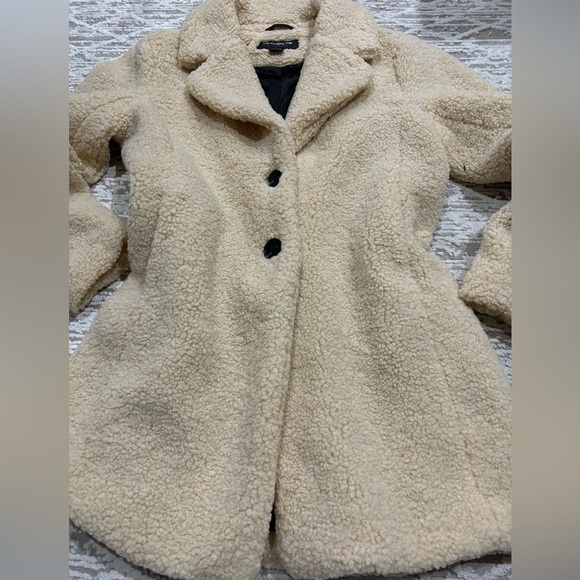 LIZ CLAIBORNE TEDDY COAT. (MED) - Picture 7 of 14